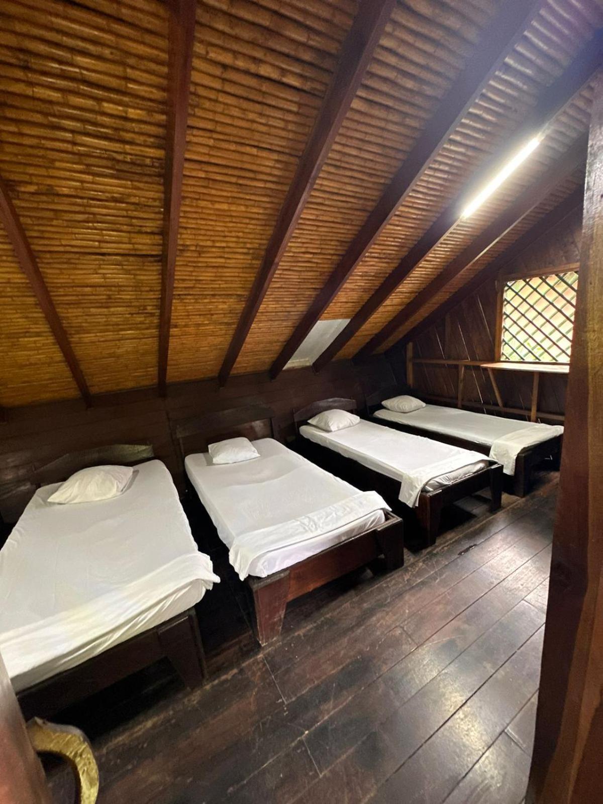 Playa Negra Brewing Beachfront Hotel Puerto Viejo de Talamanca Ngoại thất bức ảnh
